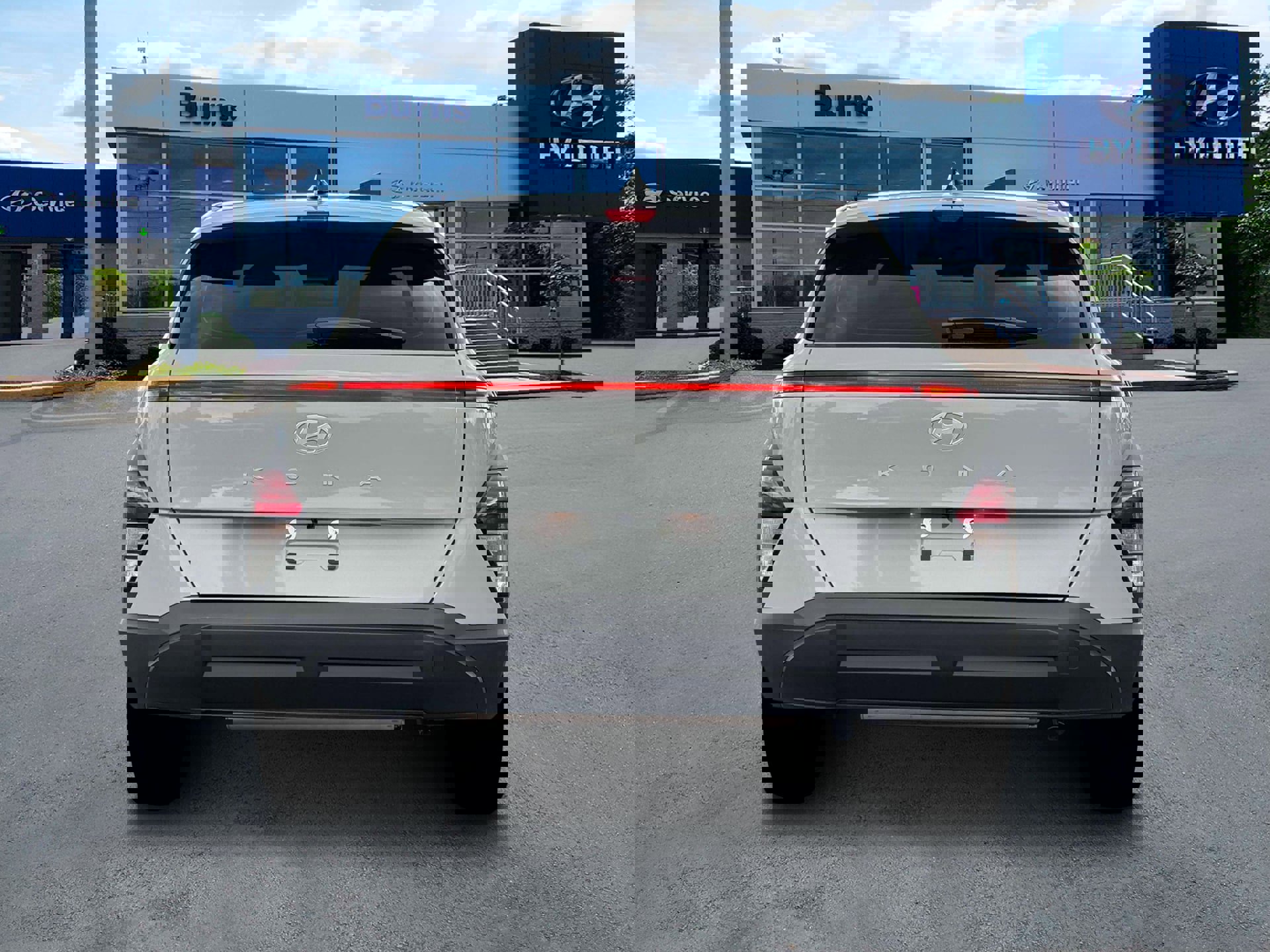 New 2026 Hyundai Kona SE image 6