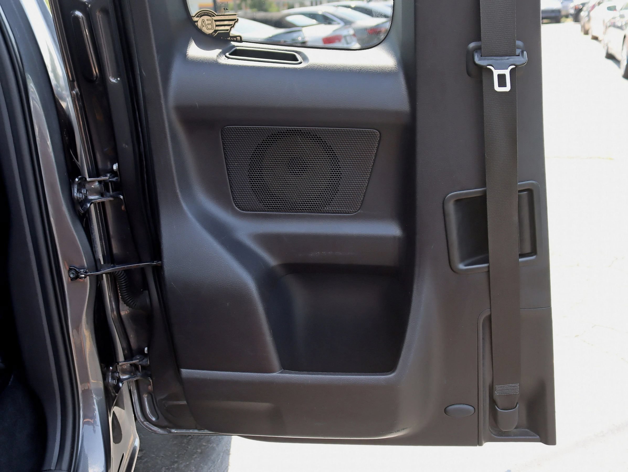 Used 2018 Toyota Tacoma SR5 AWD/4WD image 33