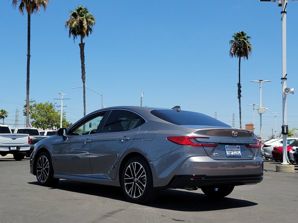 Used 2026 Toyota Camry XLE AWD/4WD image 2