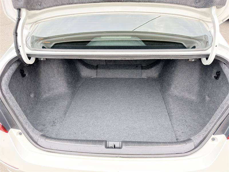 Used 2018 Honda Accord EX-L image 4