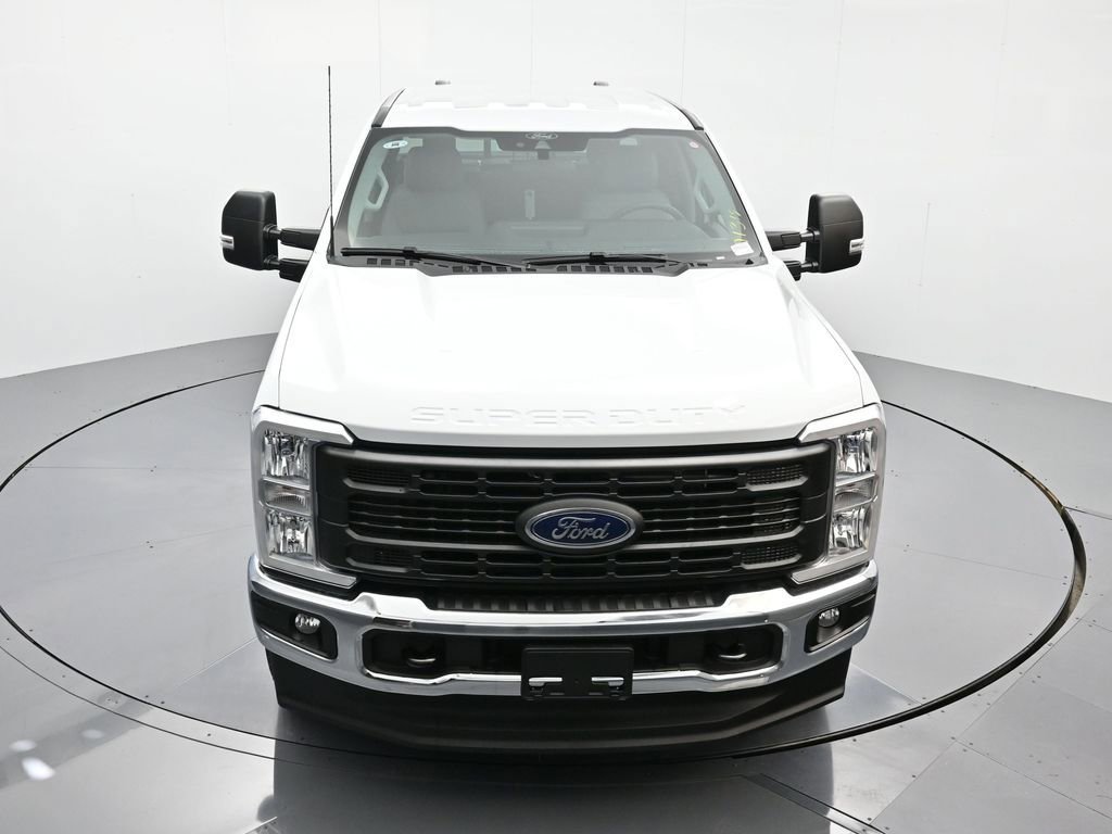 New 2026 Ford F250 XL w/ XL Chrome Package image 33