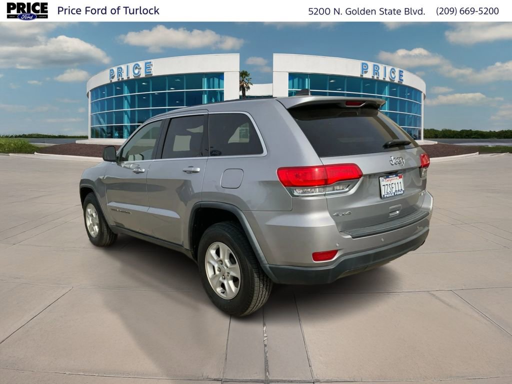 Used 2017 Jeep Grand Cherokee Laredo image 7