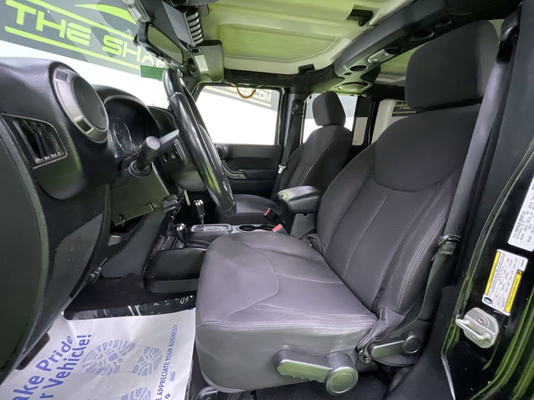 Used 2013 Jeep Wrangler Unlimited Sport AWD/4WD image 16