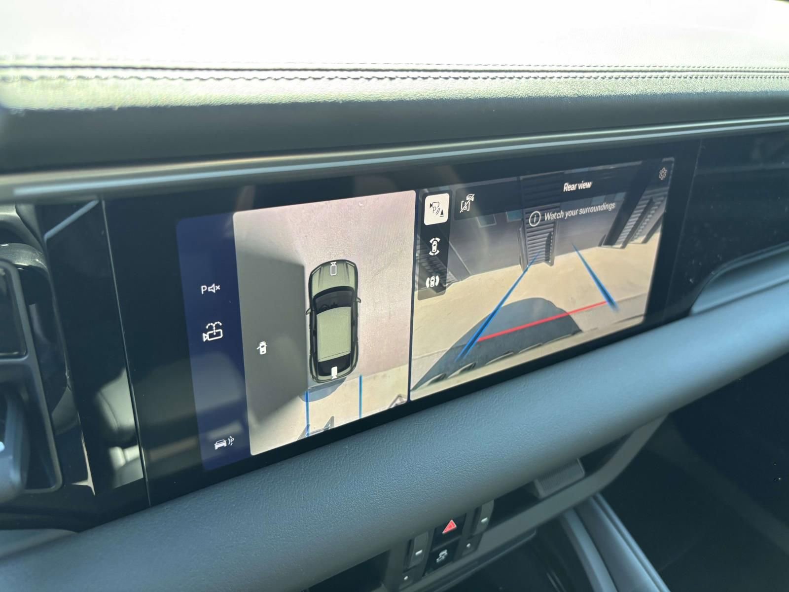 New 2026 Porsche Macan 4 Electric image 36