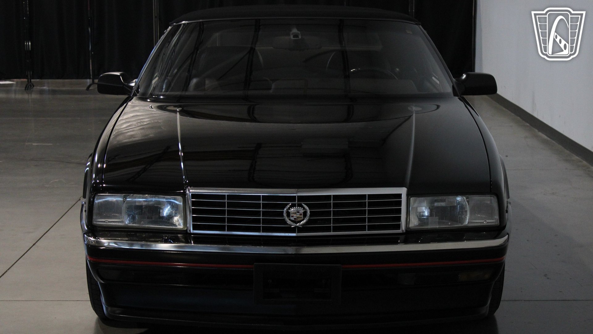 Used 1993 Cadillac Allante FWD image 22