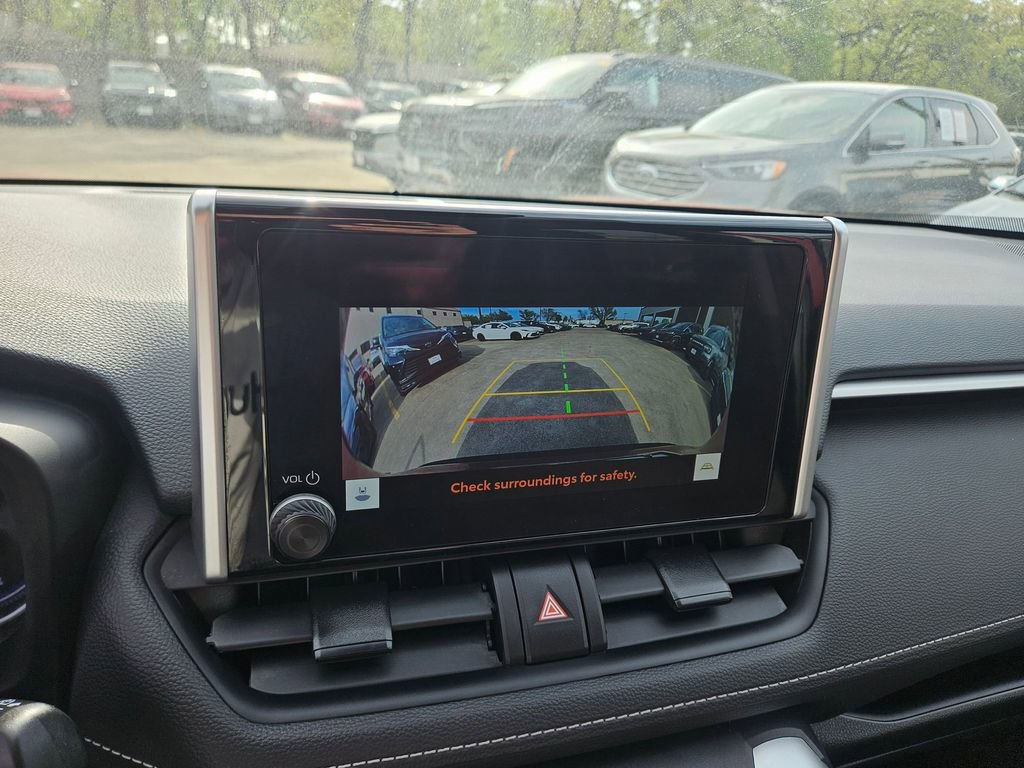 Used 2025 Toyota RAV4 XLE image 22