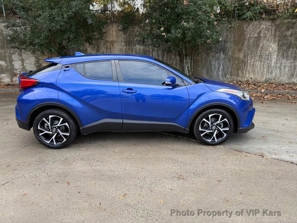 Used 2018 Toyota C-HR XLE image 7