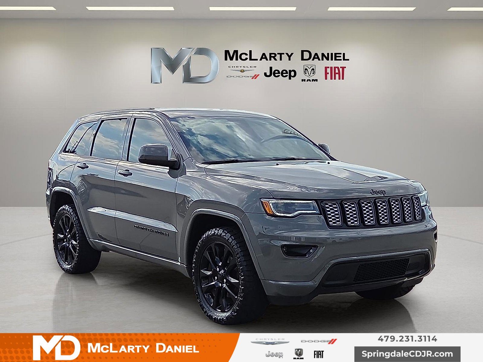 Used 2020 Jeep Grand Cherokee Altitude