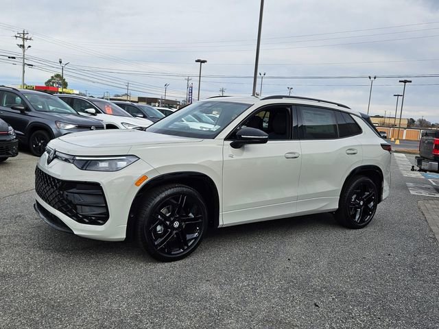 New 2026 Volkswagen Tiguan SE R-Line image 3
