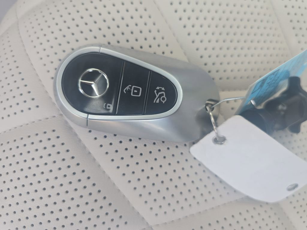 New 2026 Mercedes-Benz S 580 4MATIC Sedan image 29