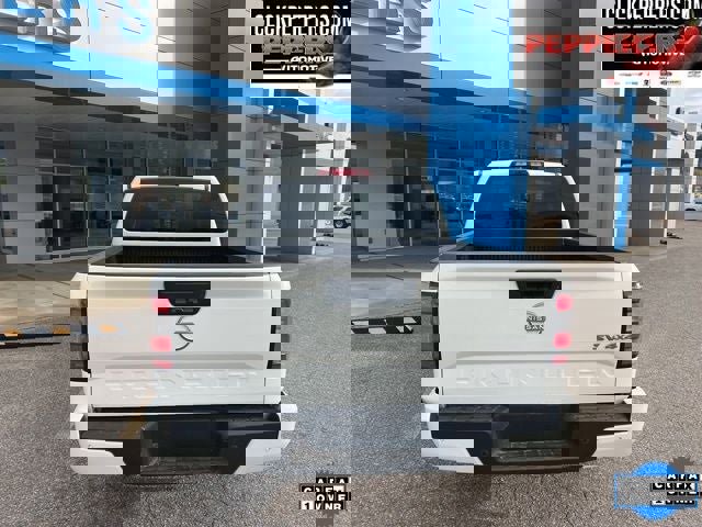 Used 2024 Nissan Frontier SV w/ Technology Package image 5