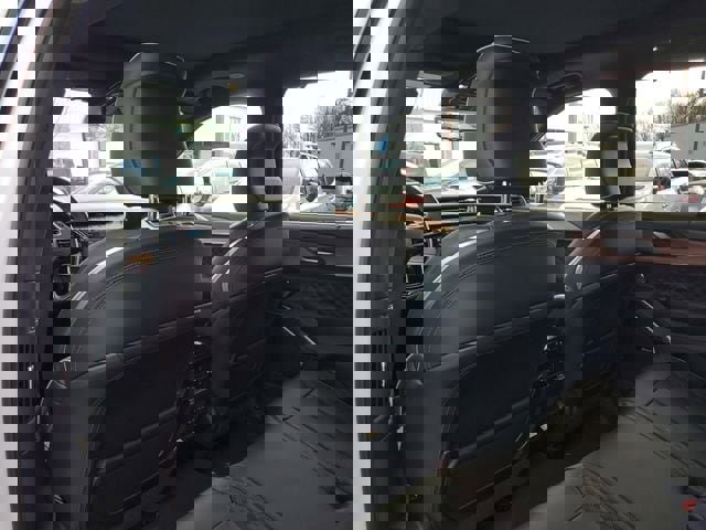 New 2026 Jeep Grand Cherokee Summit image 13