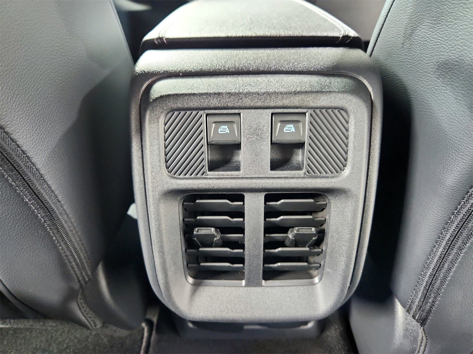 New 2025 Ford Bronco Outer Banks image 39