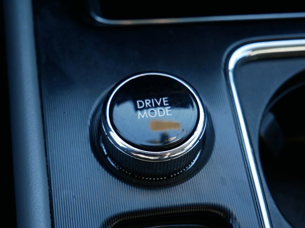 Used 2021 Lincoln Corsair FWD w/ Equipment Group 101A image 23