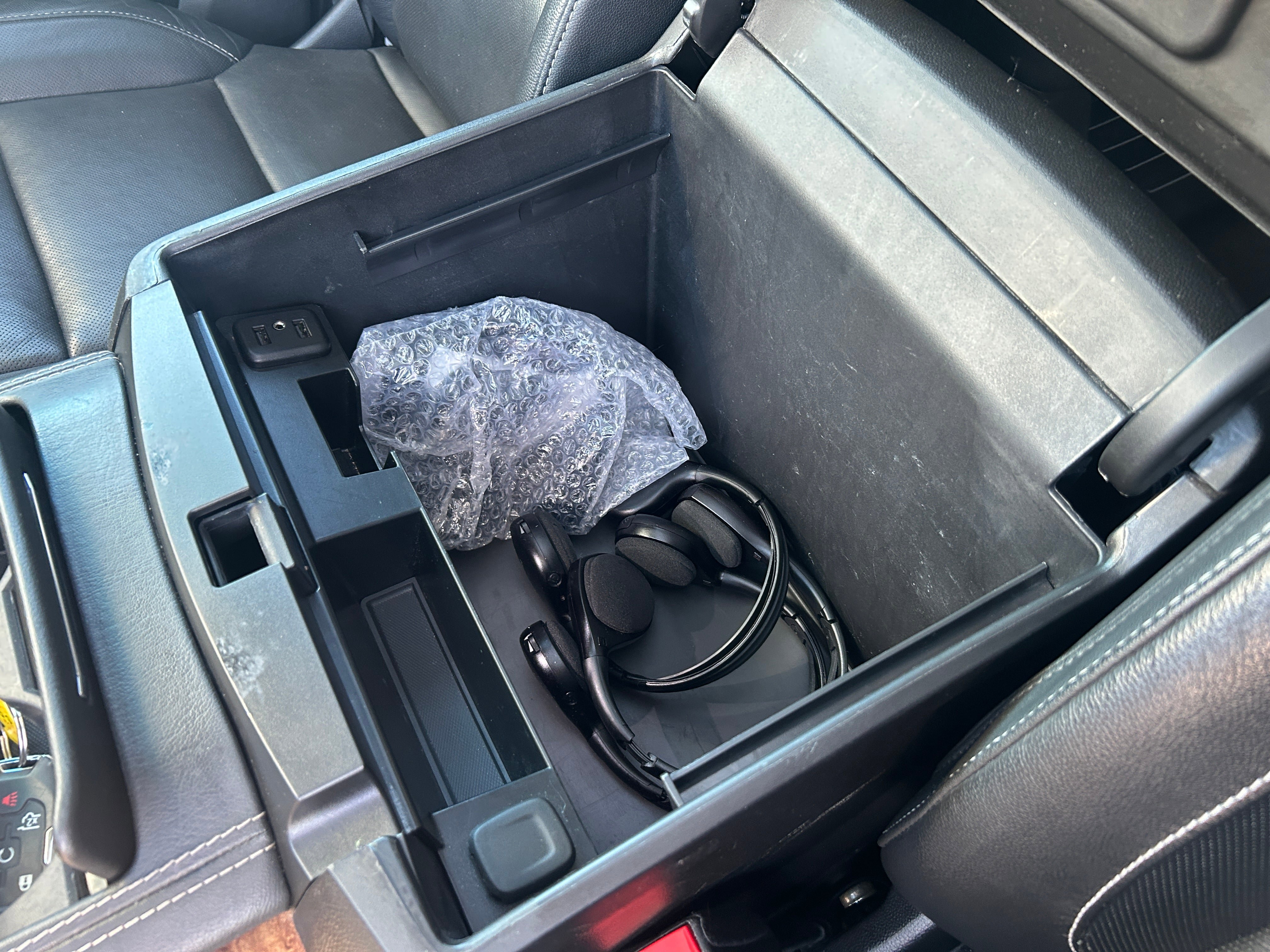 Used 2020 Chevrolet Suburban Premier image 26