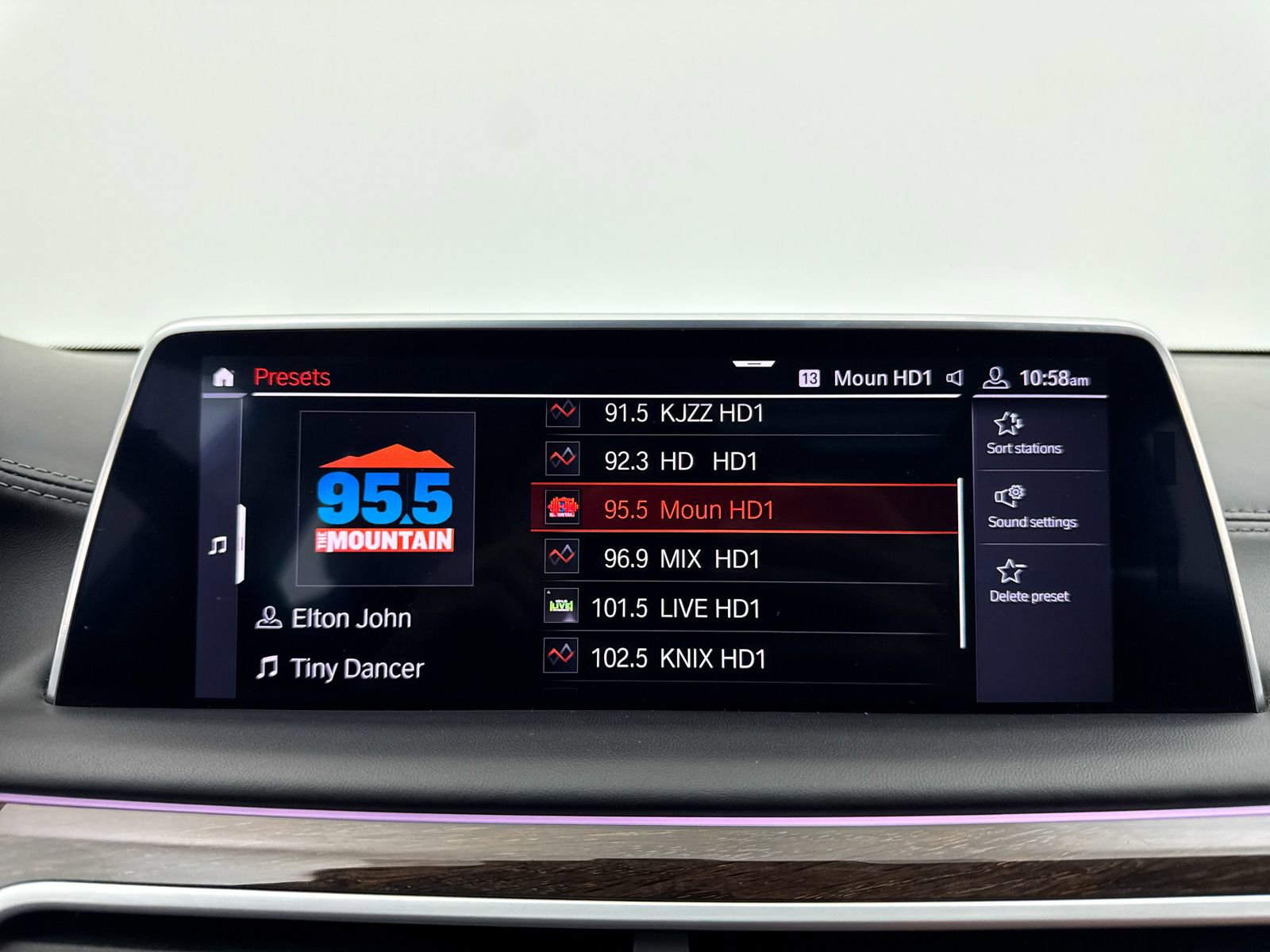 Used 2020 BMW 750i xDrive AWD/4WD image 6