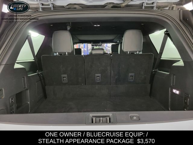 Used 2025 Ford Expedition Max Platinum w/ Stealth Appearance Package image 16
