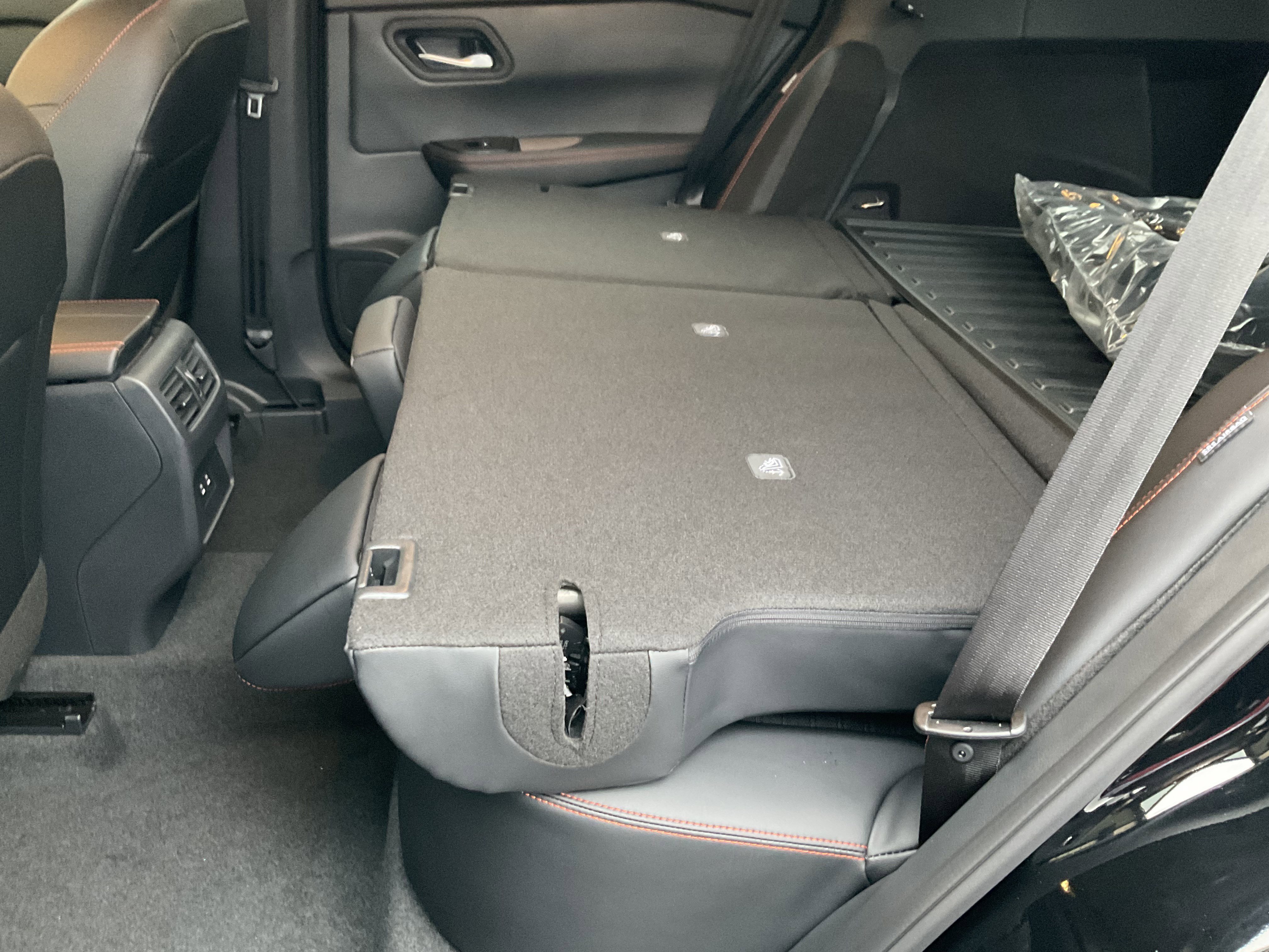 Used 2026 Nissan Rogue SV image 40