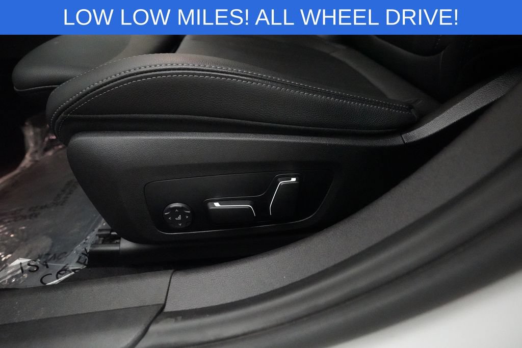 Used 2024 BMW 330i xDrive Sedan AWD/4WD image 28