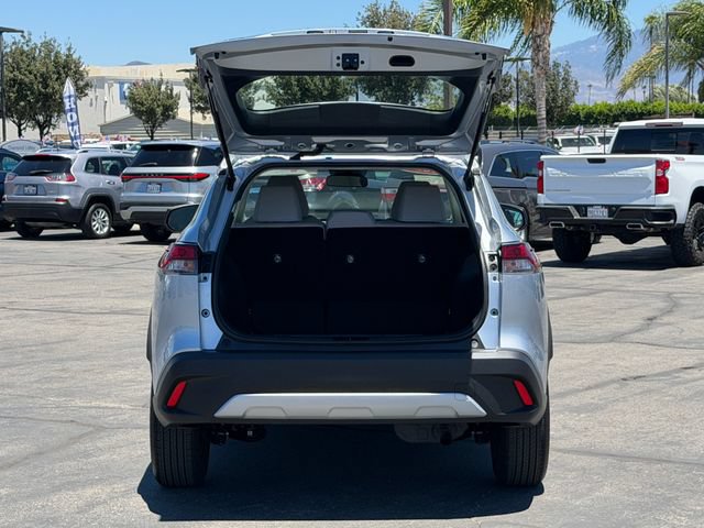 Used 2026 Toyota Corolla Cross L FWD image 6