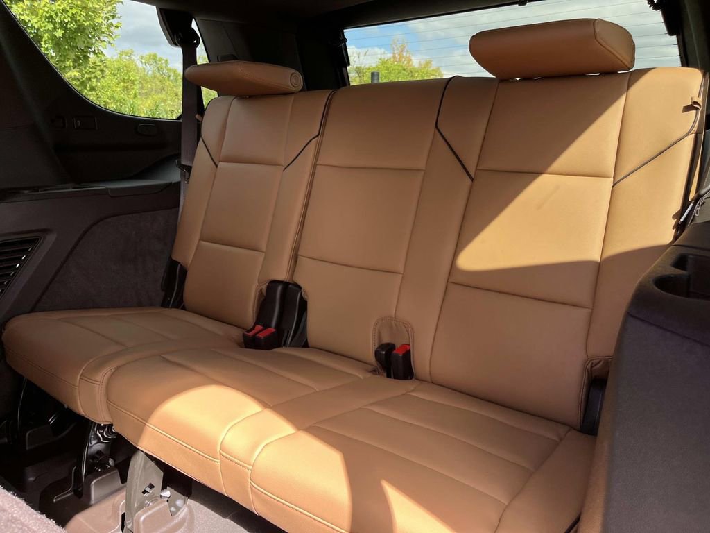 New 2026 Cadillac Escalade Luxury w/ Touring Package image 21