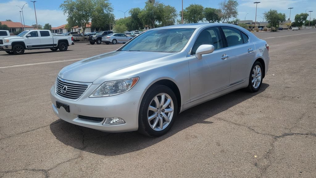 Used 2009 Lexus LS 460 AWD image 4