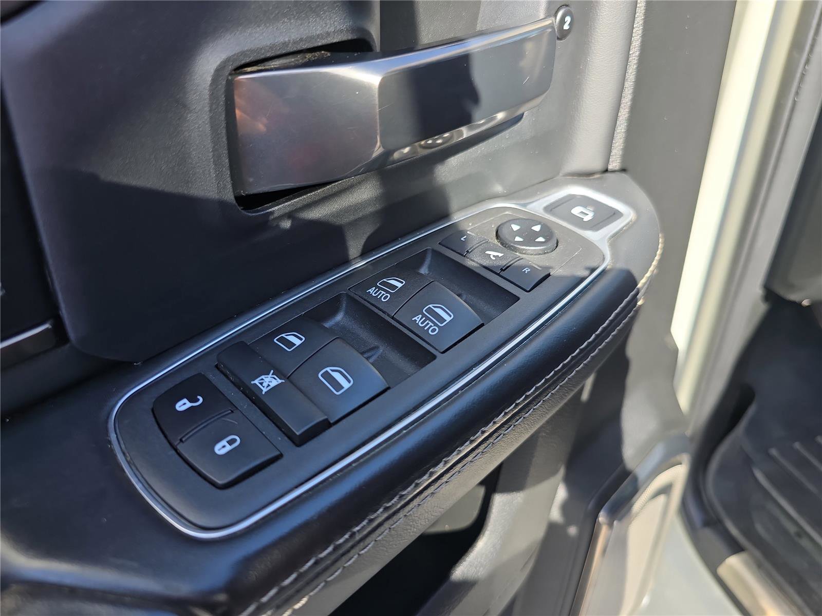 Used 2021 RAM 2500 Limited image 19