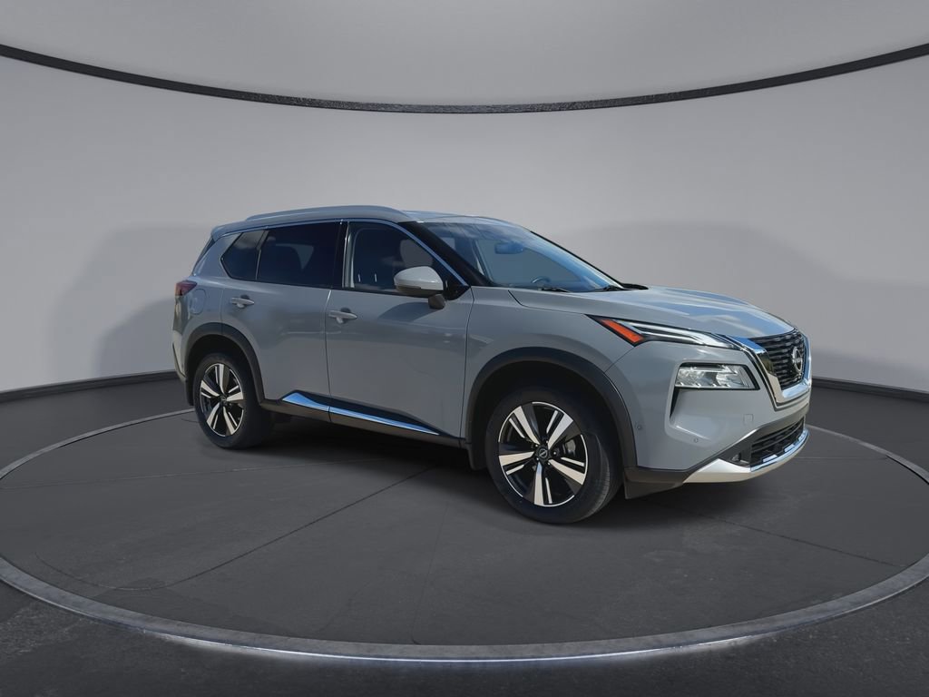 Used 2022 Nissan Rogue Platinum w/ Head-Up Display Package FWD image 2