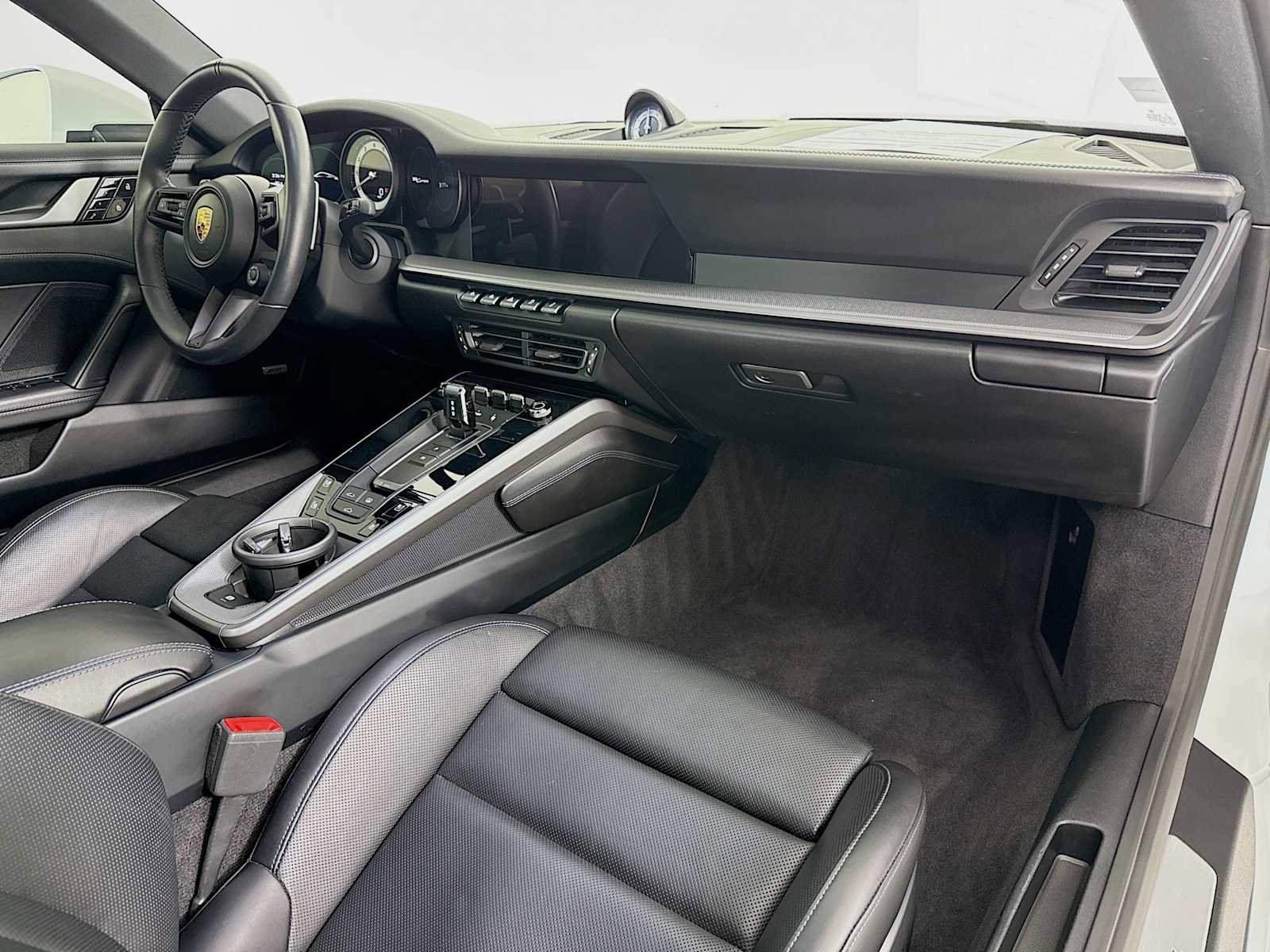 Certified 2020 Porsche 911 Carrera image 29