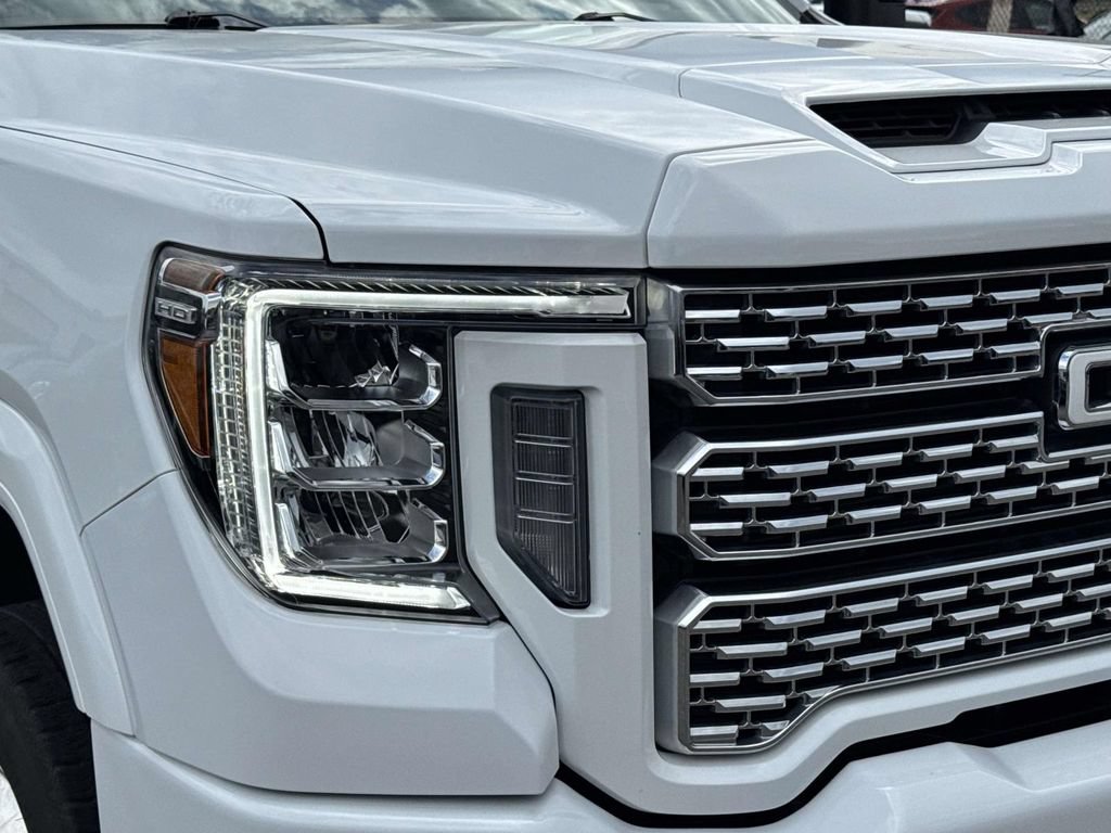 Used 2023 GMC Sierra 3500 Denali w/ Denali Ultimate Package AWD/4WD image 9
