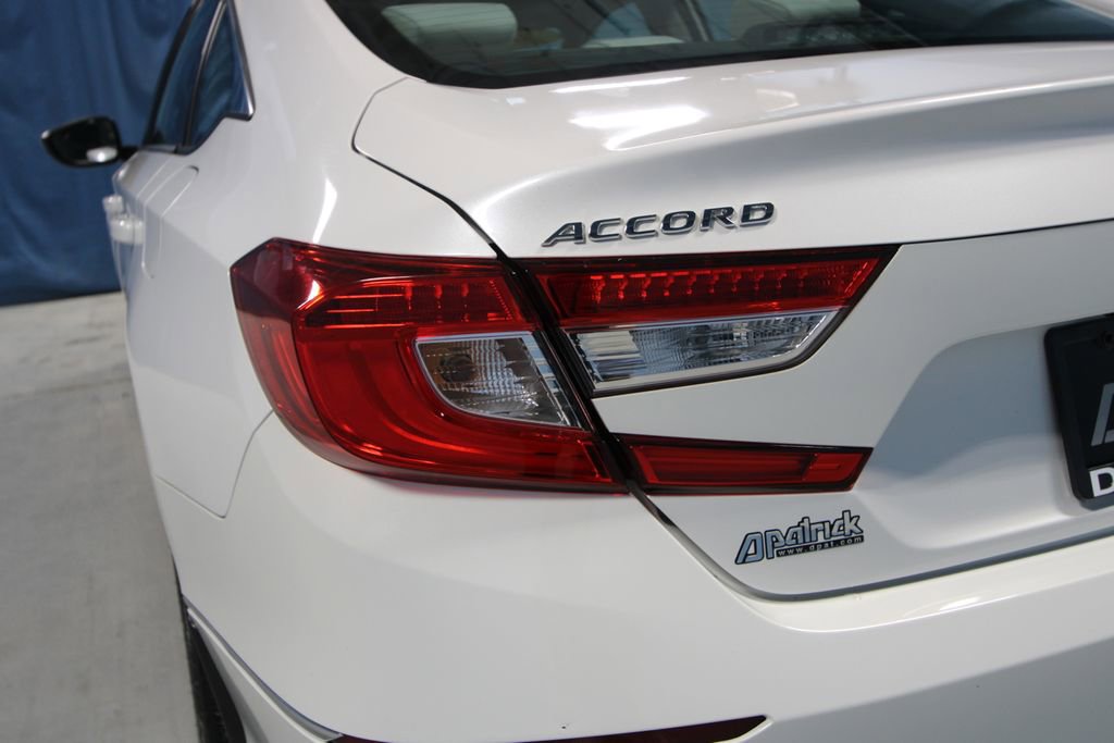 Used 2018 Honda Accord EX image 37