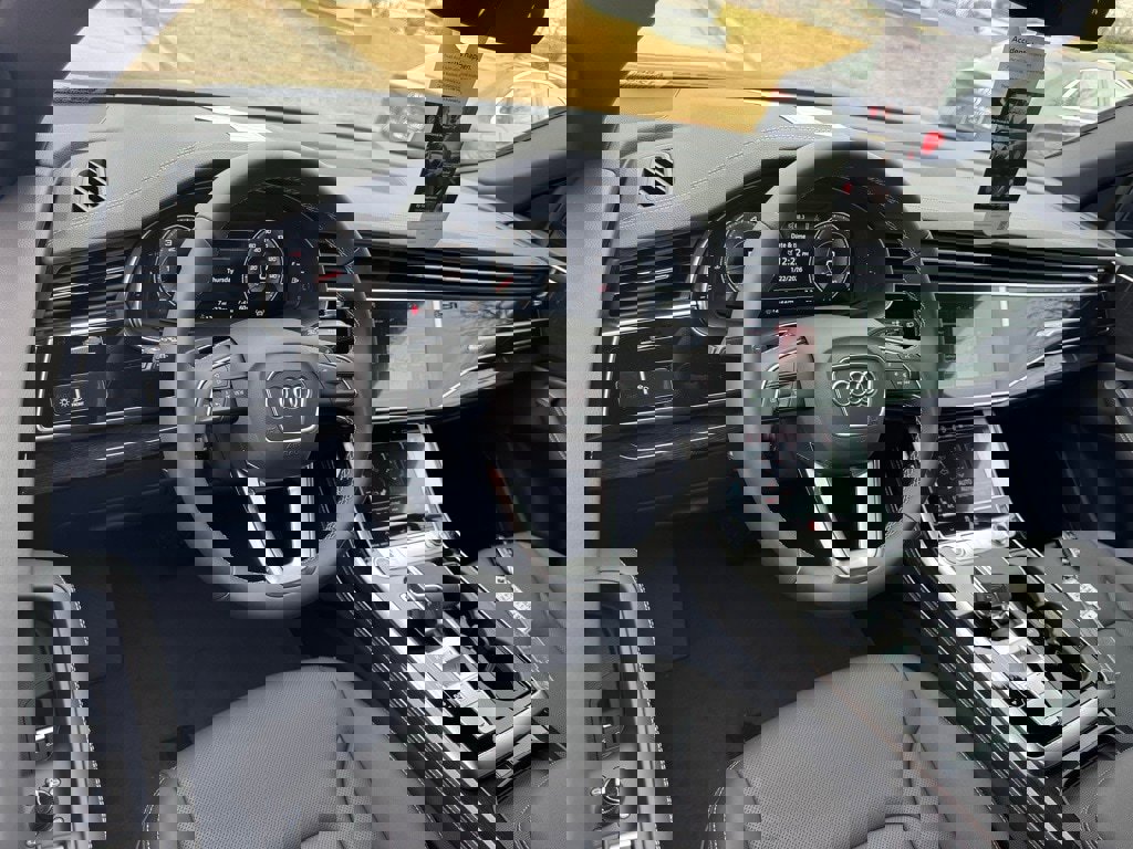 New 2026 Audi Q8 Premium Plus image 3