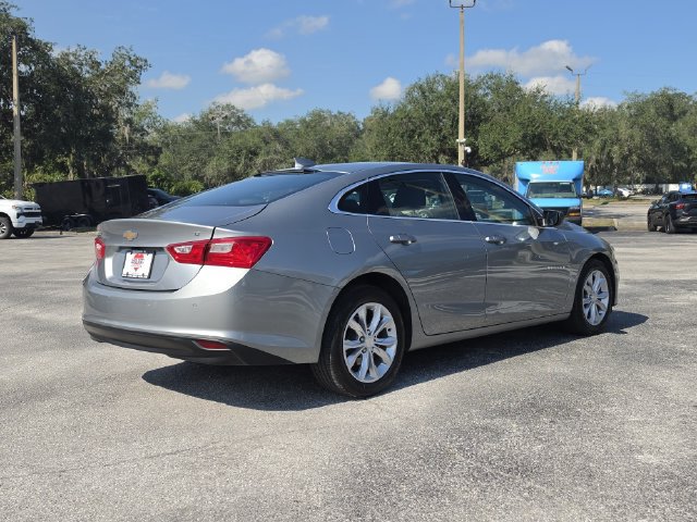 Used 2025 Chevrolet Malibu LT FWD image 4