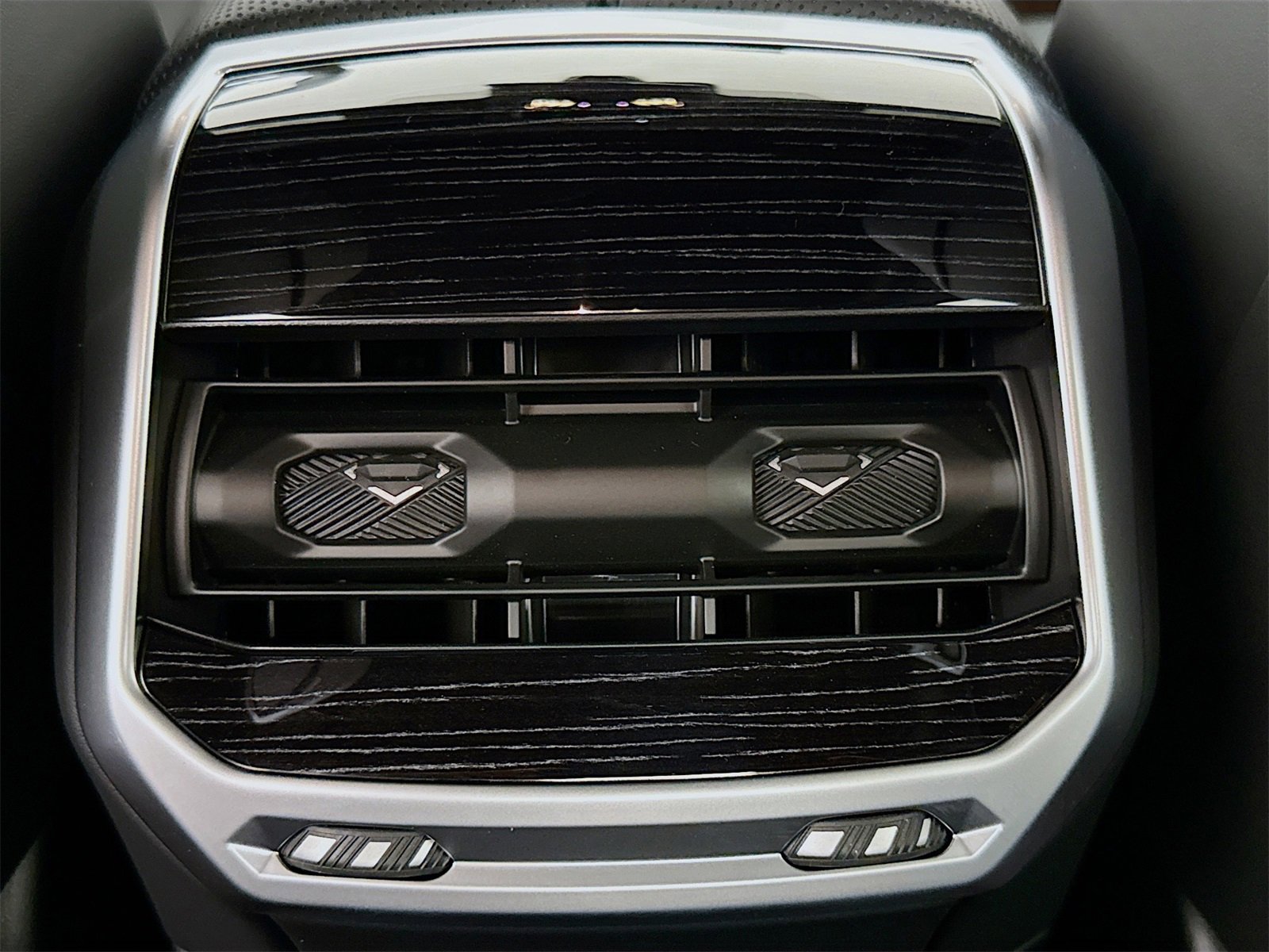 New 2026 BMW i7 eDrive50 w/ M Sport Package image 26