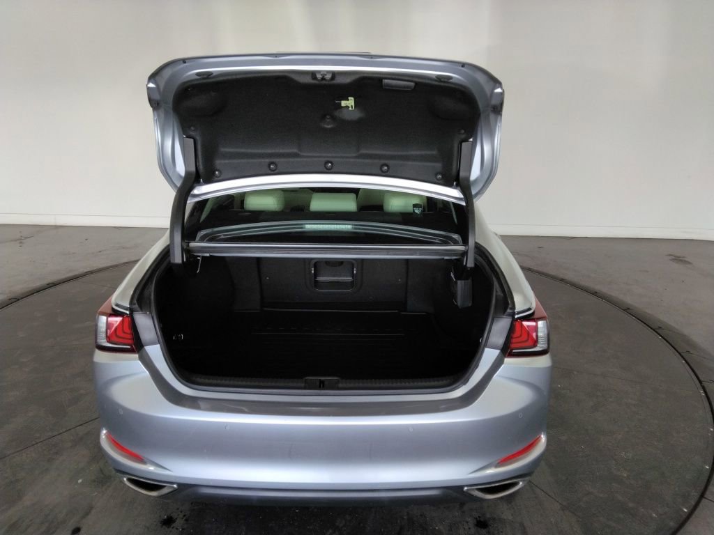 Used 2022 Lexus ES 350 w/ Premium Package image 9