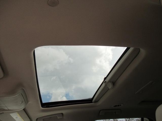 Used 2017 GMC Acadia Denali w/ Technology Package image 19