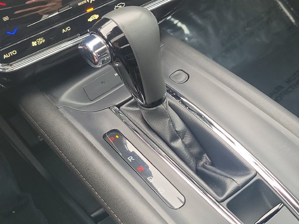 Used 2022 Honda HR-V EX-L image 26
