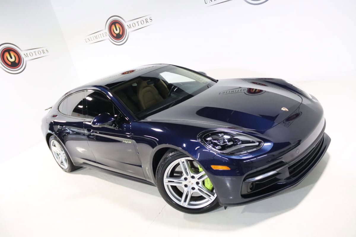 Used 2018 Porsche Panamera 4 image 9