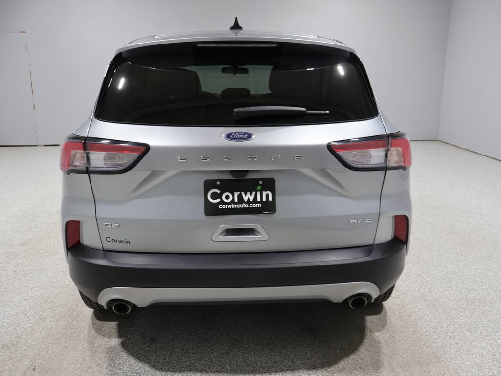 Used 2022 Ford Escape SE w/ Convenience Package AWD/4WD image 3