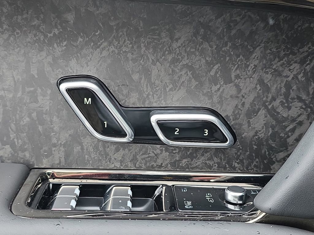 New 2025 Land Rover Range Rover Sport SV Edition Two image 30