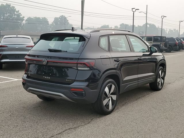 Used 2025 Volkswagen Taos S AWD/4WD image 4