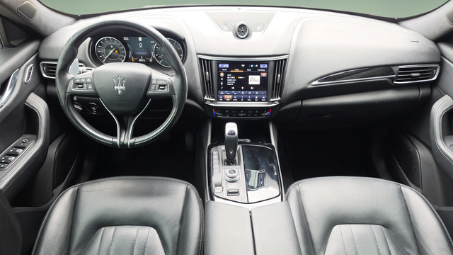 Used 2023 Maserati Levante Modena AWD/4WD image 7