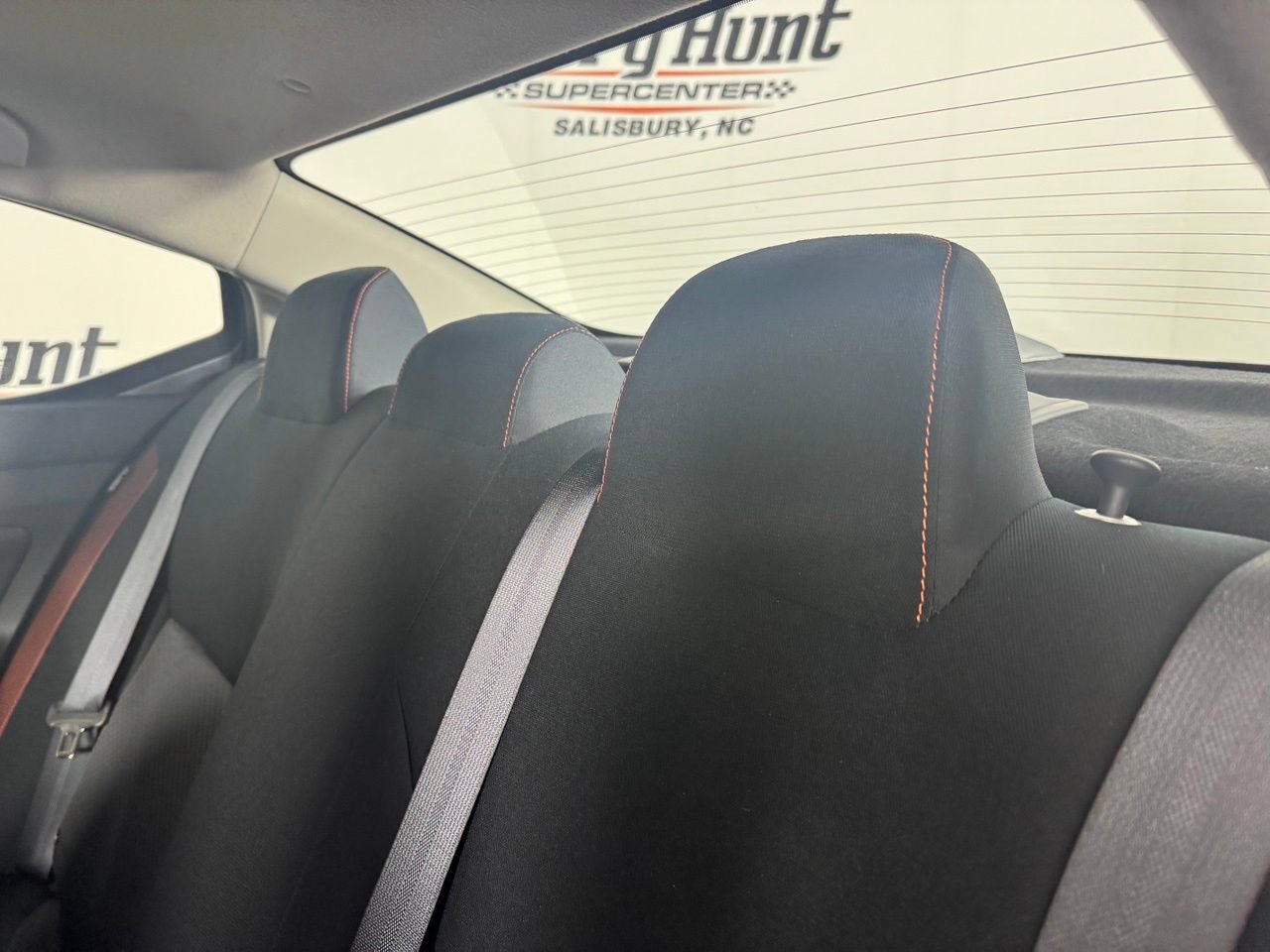 Used 2025 Nissan Versa SR FWD image 28