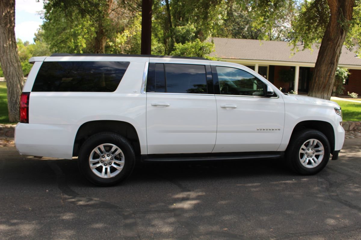 Used 2020 Chevrolet Suburban LT RWD image 51