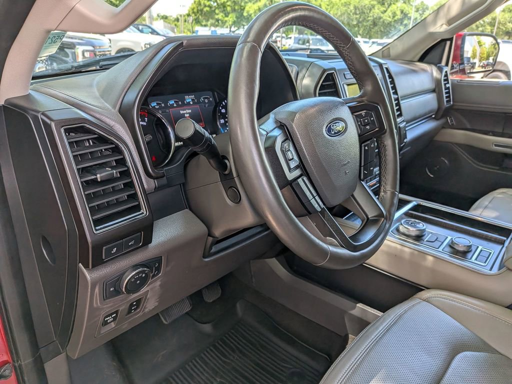 Used 2020 Ford Expedition Limited w/ Equipment Group 302A AWD/4WD image 34