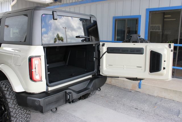 Used 2025 Ford Bronco Outer Banks AWD/4WD image 25