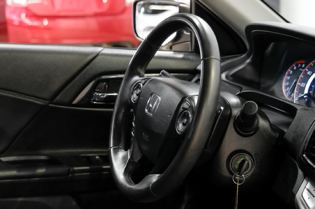 Used 2014 Honda Accord Sport image 18