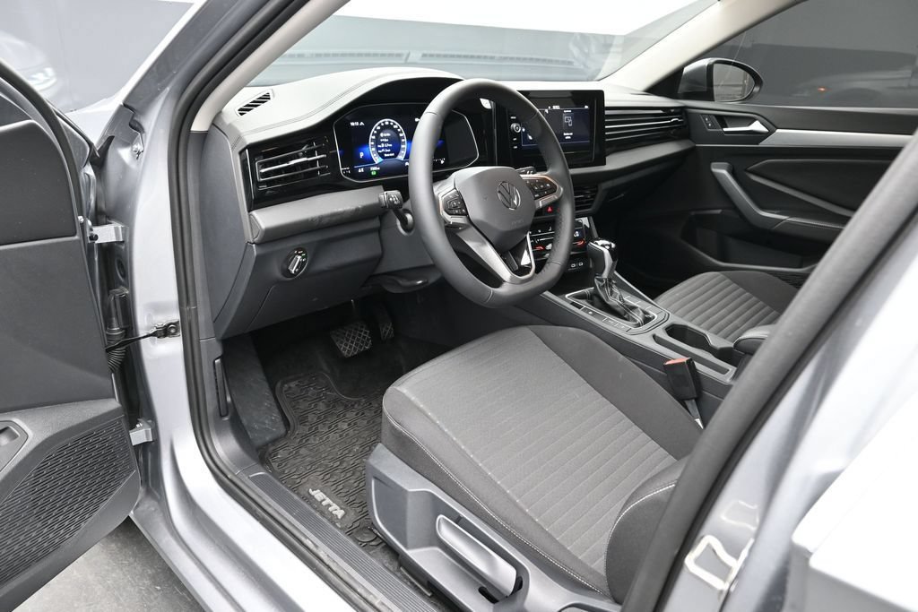 Used 2026 Volkswagen Jetta S FWD image 6
