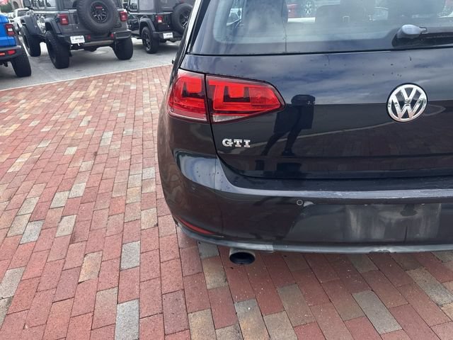 Used 2015 Volkswagen GTI 4-Door FWD image 8