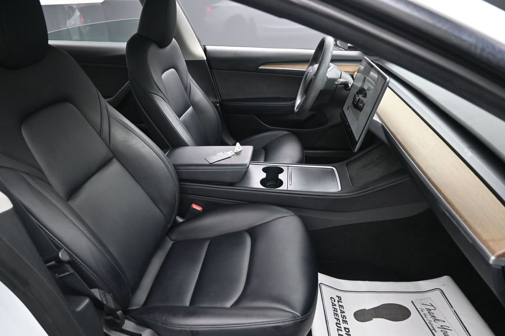 Used 2023 Tesla Model 3 Standard Range RWD image 32